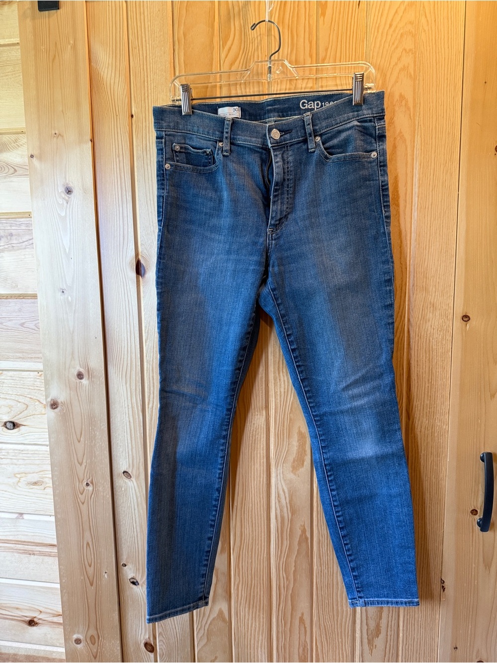 GAP True Skinny, size 30